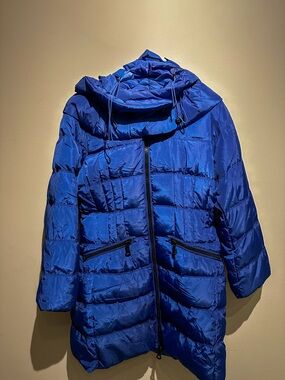 Moncler Royal Blue Quilted Women’s Puffer Jacket with Hood - Vintage